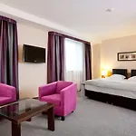 Qubus Hotel 4*
