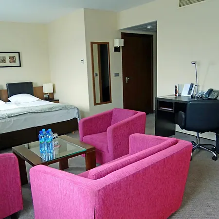 Qubus Hotel 4*