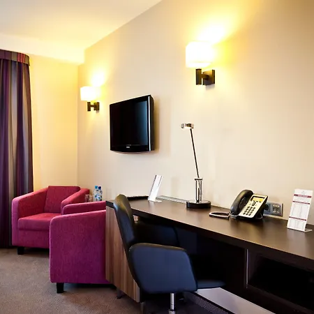 Qubus Hotel 4*