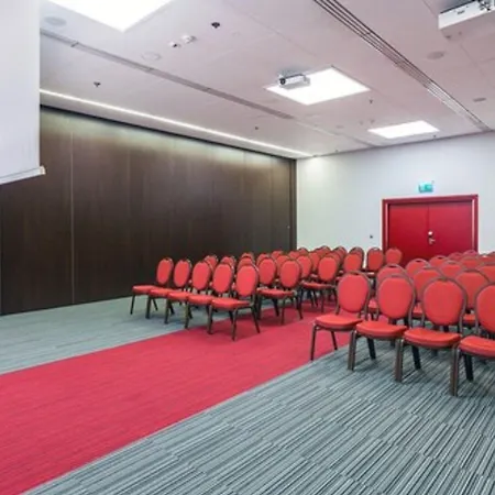 Qubus Hotel 4*