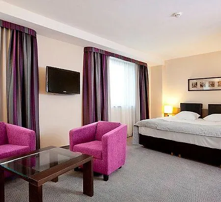 Qubus ビエルスコ・ビアバ