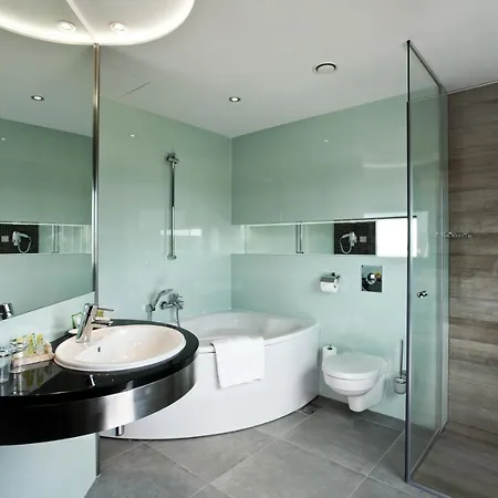 Hotel Qubus