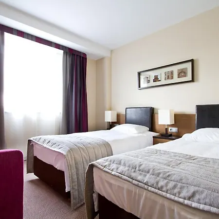 Qubus Hotel